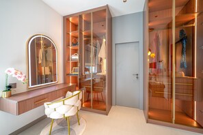Interior - New 2024 · 2-Villa Compound · 9BR · 2 Pools · KTV (Pattaya City)