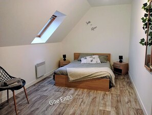 3 bedrooms, iron/ironing board, travel crib, free WiFi