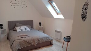 3 soverom, strykejern/-brett, reiseseng for barn og wi-fi (inkludert)