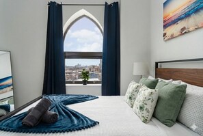 1 bedroom, desk, iron/ironing board, free WiFi