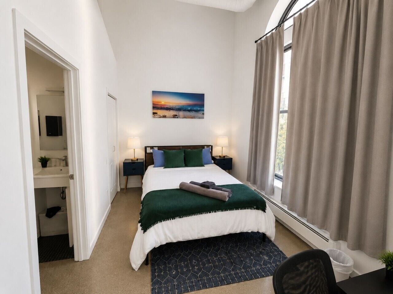1 bedroom, desk, iron/ironing board, free WiFi