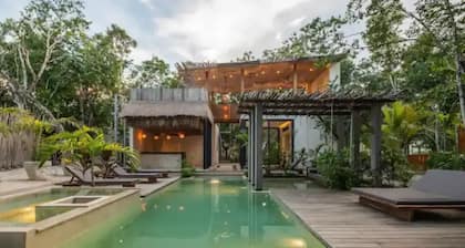 Jungle Villa Tulum