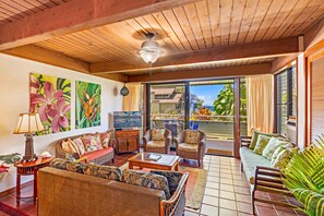 Smart TV - Kahana Outrigger #4A2 - Vacation West Maui (Lahaina)