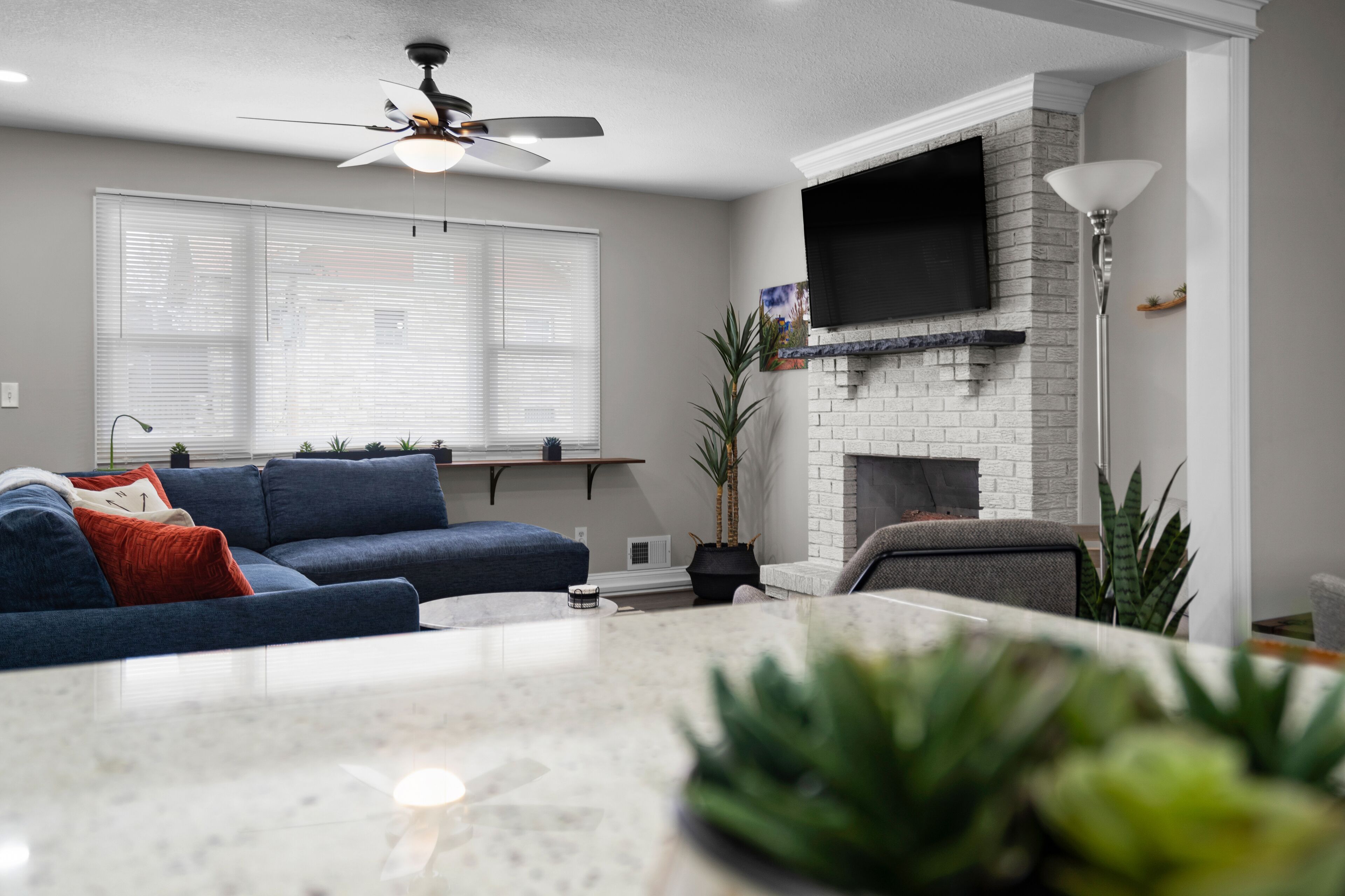 New! 5mins to downtown, 10 mins to Arrowhead, Two separate living areas! 
