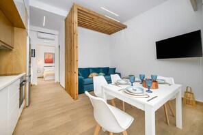 Dining - Hyacinthus Executive Suite 5 Min to BEACH (Kos)