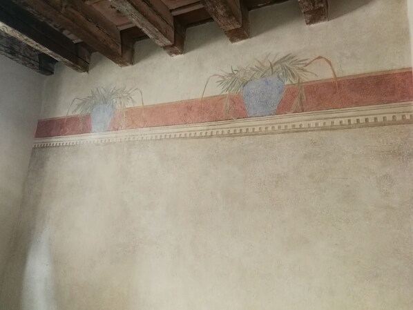 Interior detail - Elena Deluxe Ground Floor (Verona)