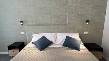 Chambre Exclusive | Literie de qualité supérieure, matelas mémoire de forme