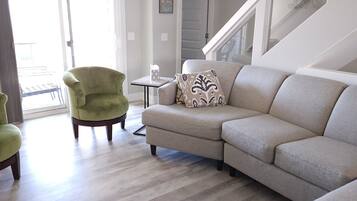 Smart TV, video games, DVD player, books