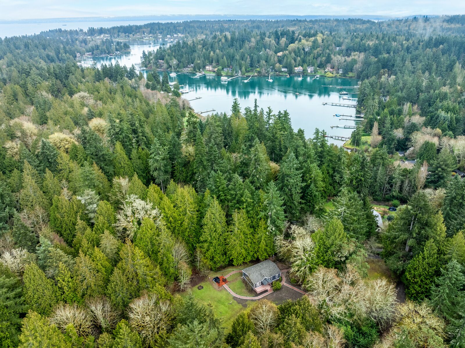 Brand New Home On 4 Acres With Private Hot Tub
