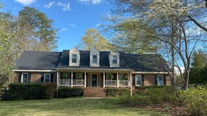 Exterior - 4.3 Miles/10 mins to Augusta National/Masters. Large quiet lot. Near West Lake. (Martinez)