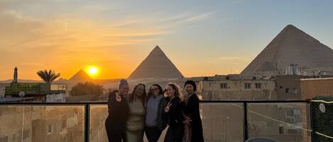 Dagelijks ontbijtbuffet (USD 10 per persoon)