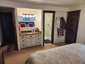 3 bedrooms, WiFi, bed sheets - Fully Renovated 3BD 3 BA Condo on Sandstone Bus Route  TOV #034778 (Vail)