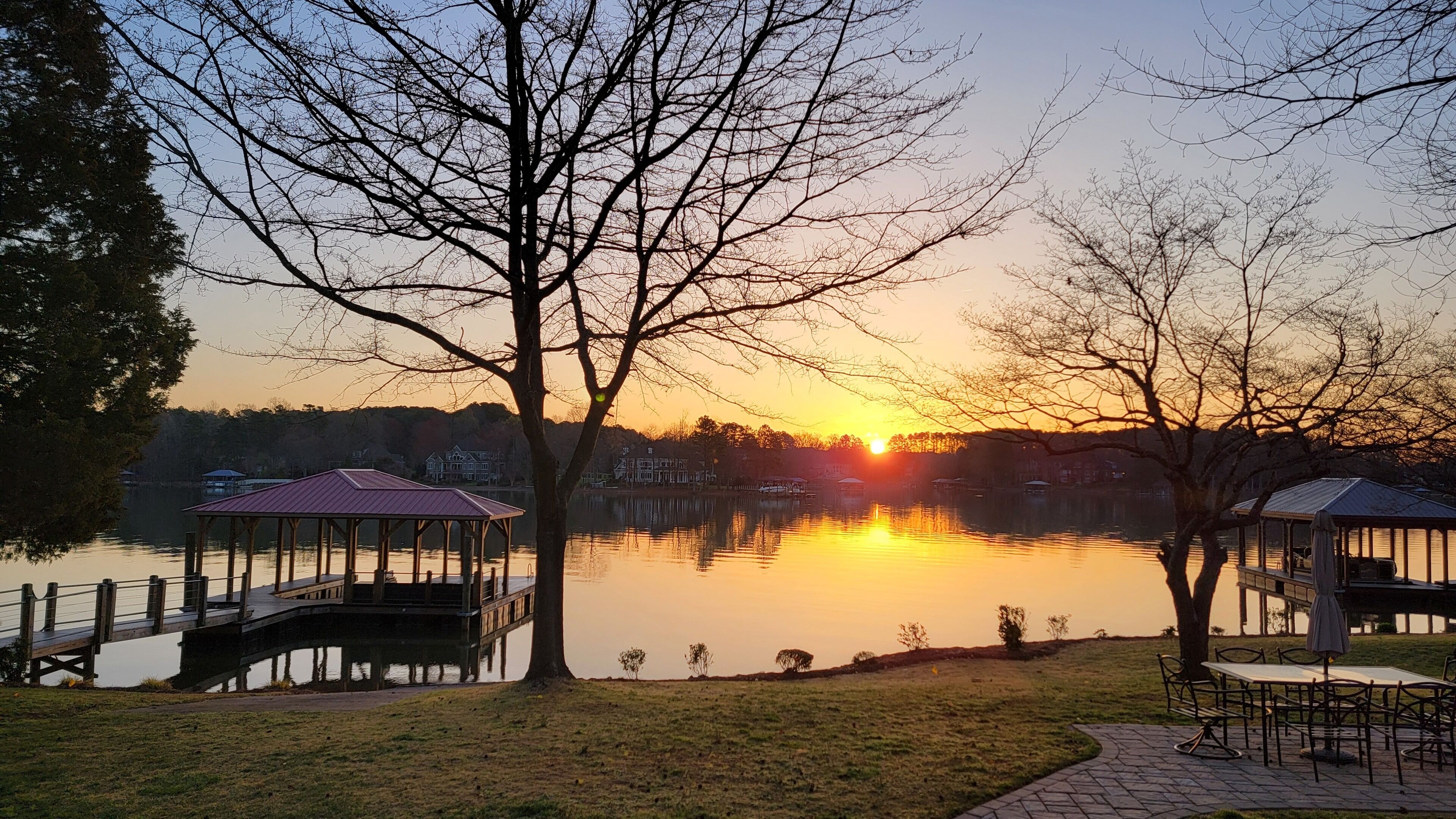 Sunrise Cabin on Lake Norman