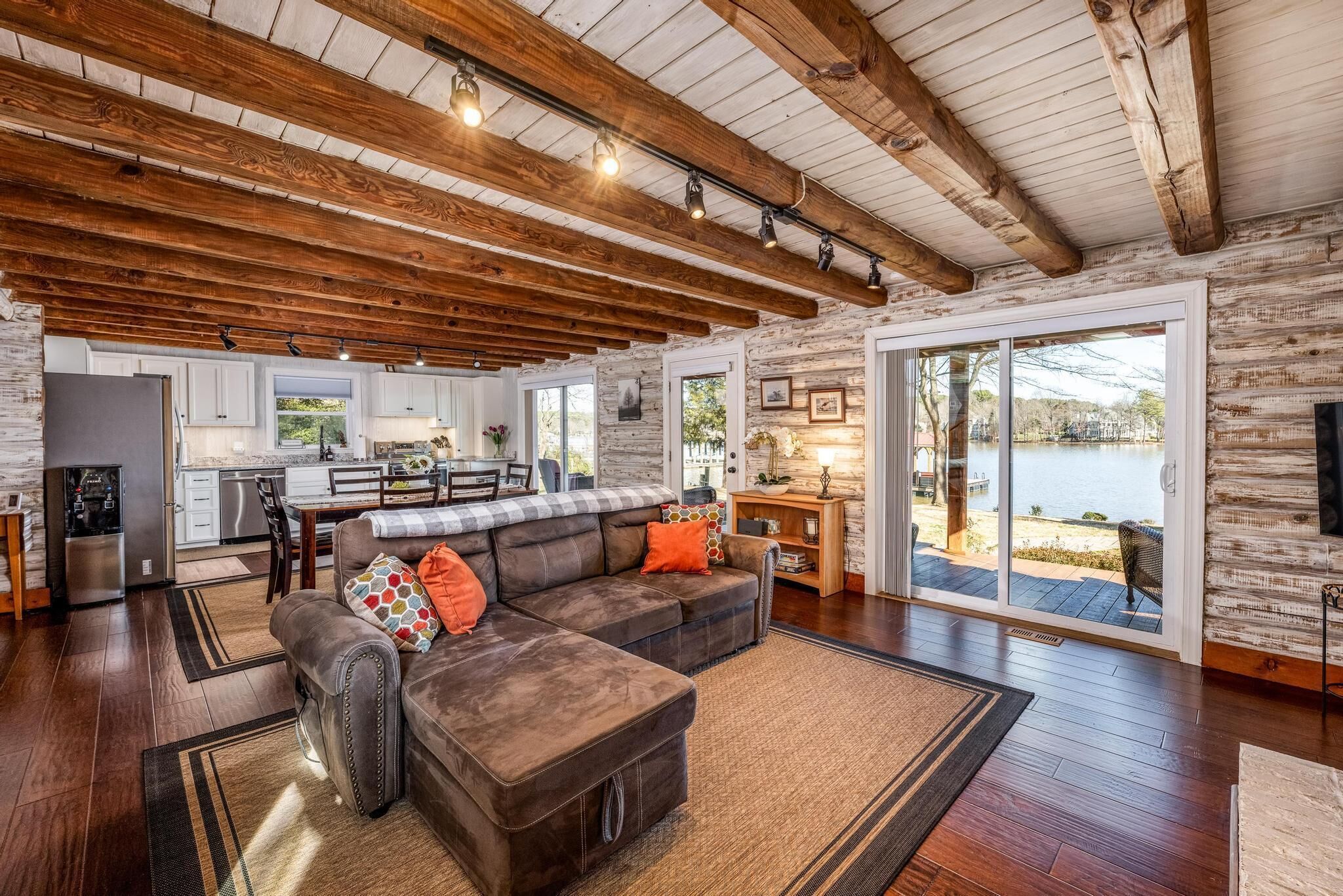 TV connectée, chaîne hi-fi