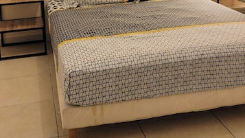 Chambre Double | Minibar, bureau, espace de travail pour ordinateur portable