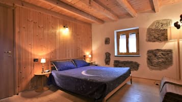 2 Schlafzimmer, Bügeleisen/Bügelbrett, WLAN