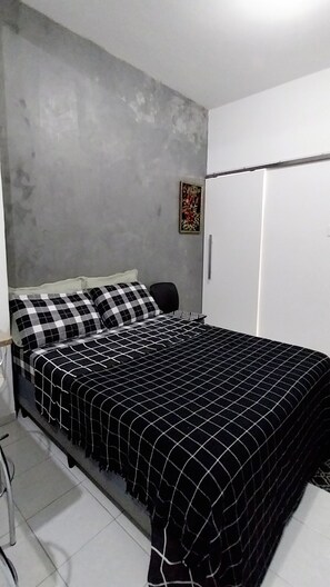 1 bedroom, desk, iron/ironing board, free WiFi