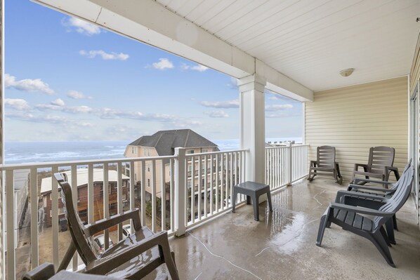 Property grounds - Summer Discounts!! Ocean Views!! Watch the waves roll in! Pool, Hot Tub, Grill! (North Myrtle Beach)