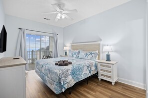 5 bedrooms, iron/ironing board, travel cot, free WiFi - Summer Discounts!! Ocean Views!! Watch the waves roll in! Pool, Hot Tub, Grill! (North Myrtle Beach)
