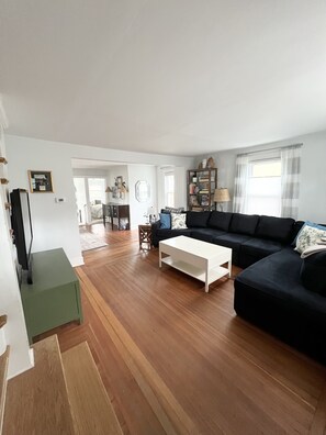 Smart TV, videojuegos y libros