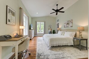 2 quartos, ferros/tábuas de passar roupa, Wi-Fi, roupa de cama