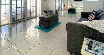 Cozy 4-bedroom house with WiFi and AC in enchanting Isabela