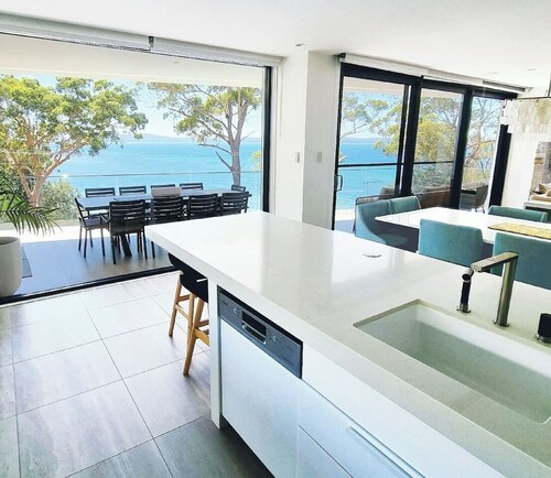 Vue One Nelson Bay Waterfront Luxury