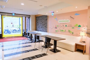 Àrea amb seients del vestíbul