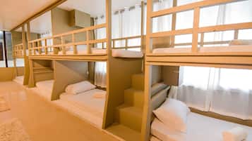 Basic Shared Dormitory | Free WiFi, bed sheets
