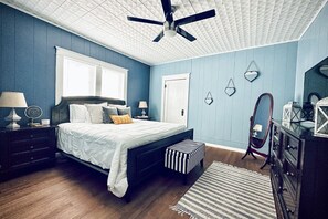 2 habitaciones, tabla de planchar con plancha, wifi y ropa de cama