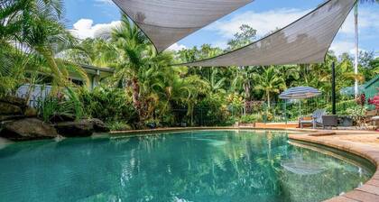 Petal & Palm - Coastal home surrounded by nature.