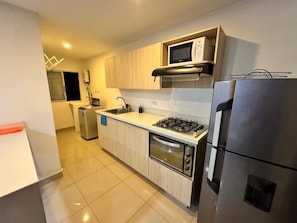 Private kitchen - Beatiful Apartment, Total View of the City (Medellín)