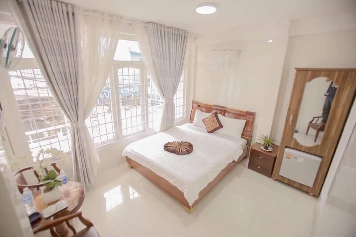 Basic Double Room Single Use, Balcony, City View | Free WiFi