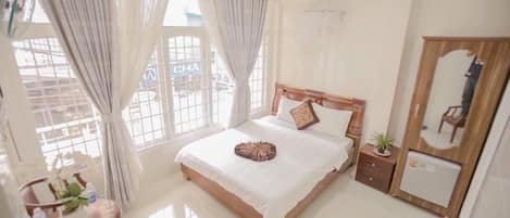 Basic Double Room Single Use, Balcony, City View | Free WiFi