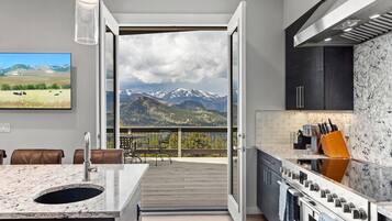 Tủ lạnh, lò vi sóng, lò nướng, bếp nấu