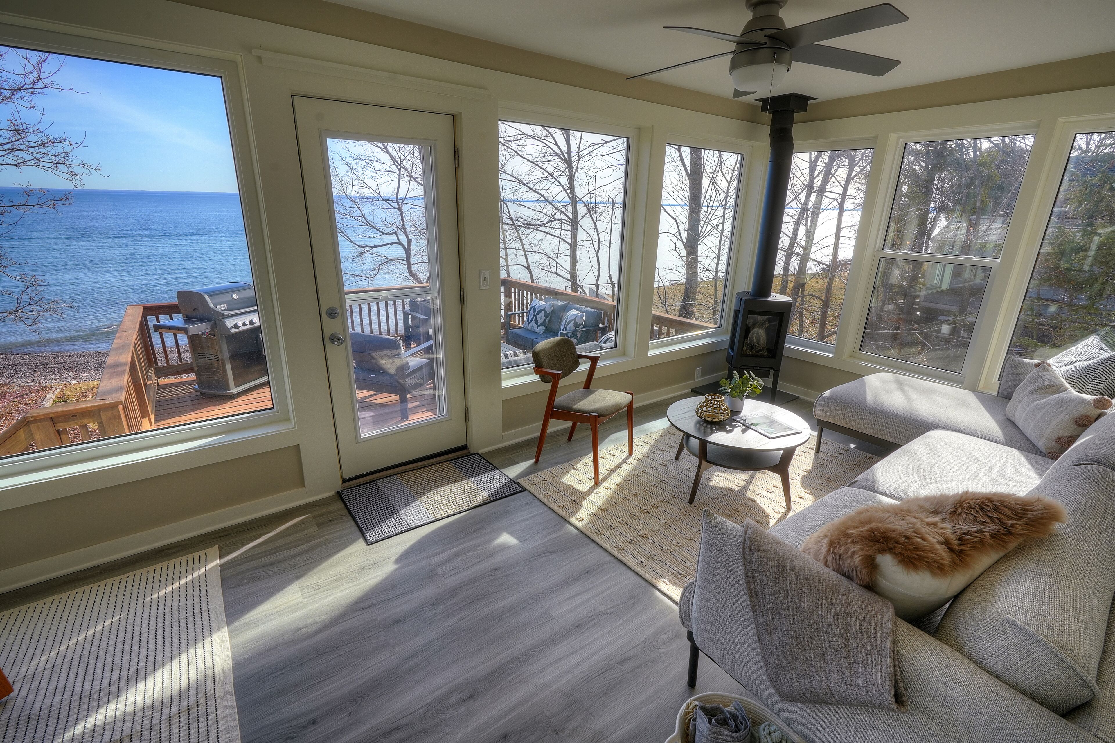 TV connectée, cheminée