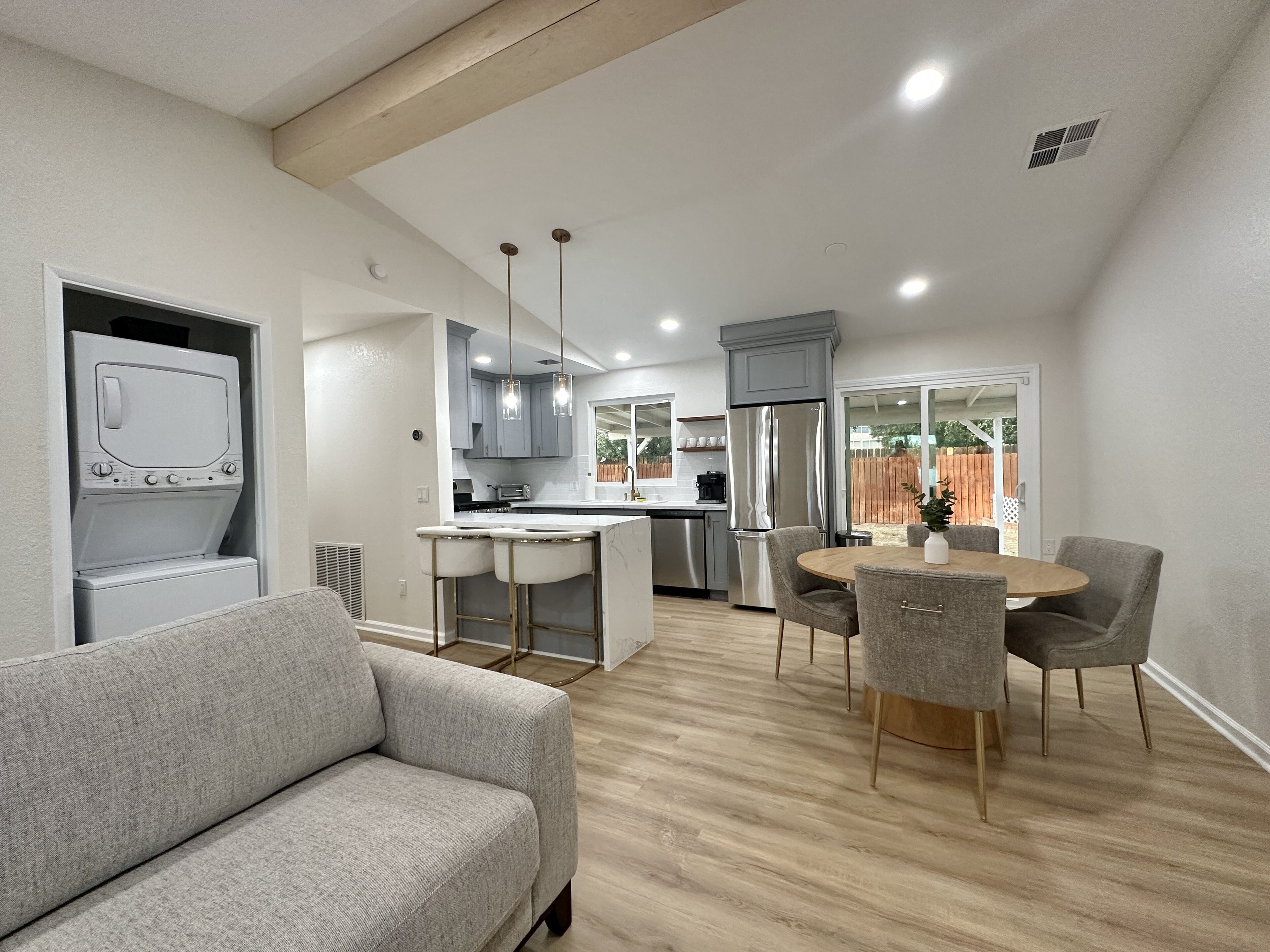 ⁂ All-New ⁂ AC/Heat⁂W/D⁂ AC⁂ Pet Friendly ⁂ Yard⁂