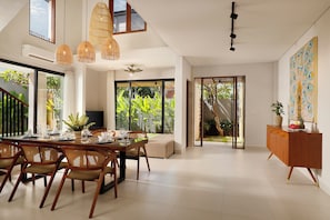 Villa familiar, 4 habitaciones, alberca privada | Servicio a la habitación
