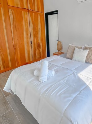 Ferienhaus, 3 Schlafzimmer, eigenes Bad, Bergseite