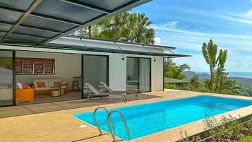 House, 3 Bedrooms, Private Bathroom, Mountainside | Pool | Outdoor pool