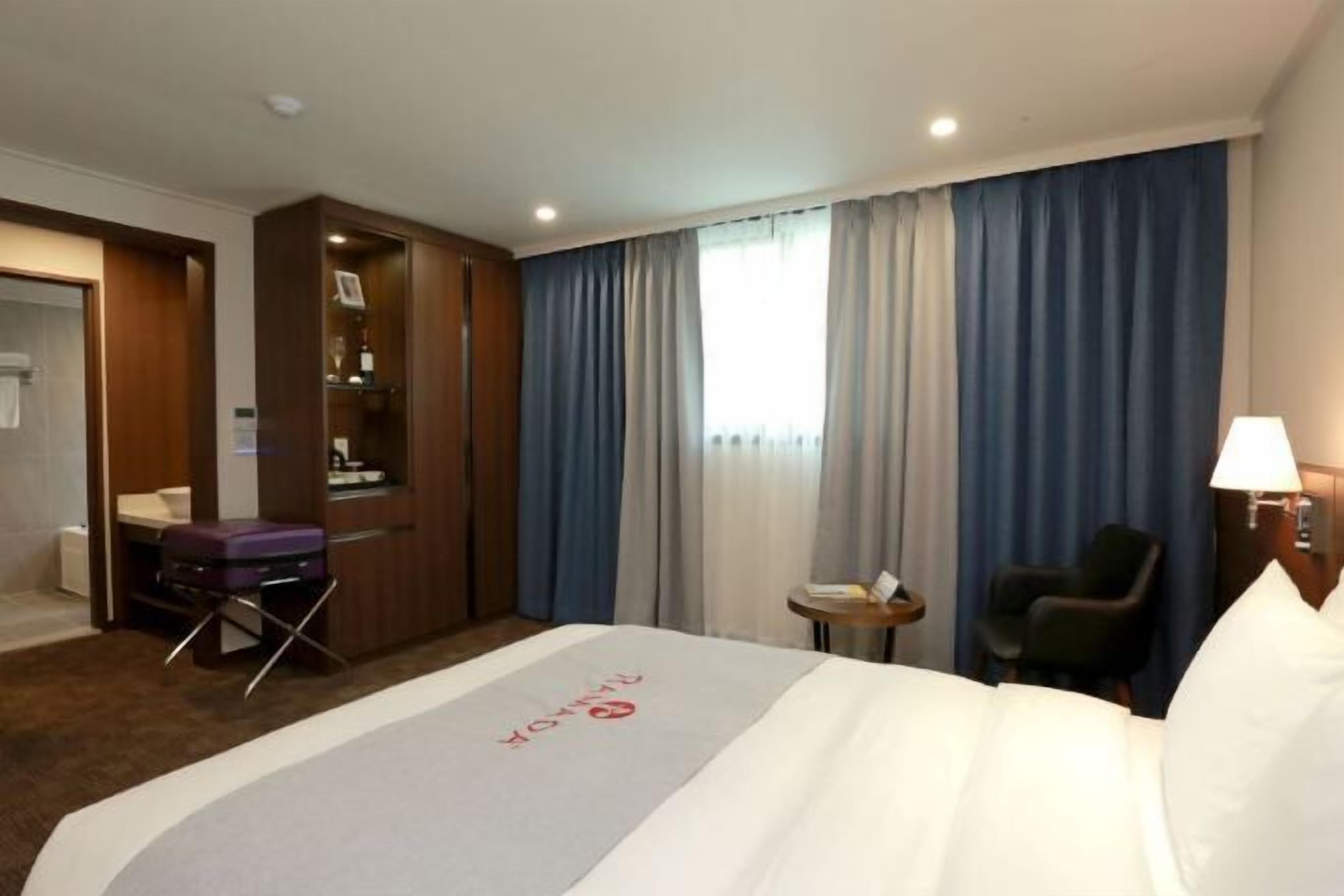 Decoración individual, mobiliario individual, ropa de cama