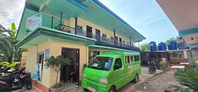 OYO 1121 JUNLYN APARTELLE