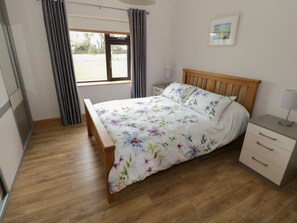 3 bedrooms, WiFi