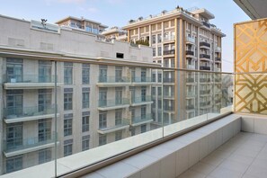 Two Bedroom Apartment | Quang cảnh từ phòng