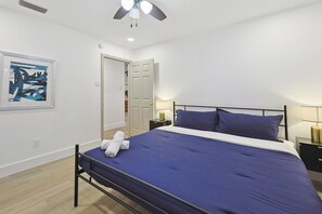 5 quartos, ferros/tábuas de passar roupa, Wi-Fi, roupa de cama
