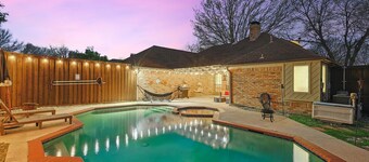 Beautiful 5Br 2Bath DeSoto Home with Pool