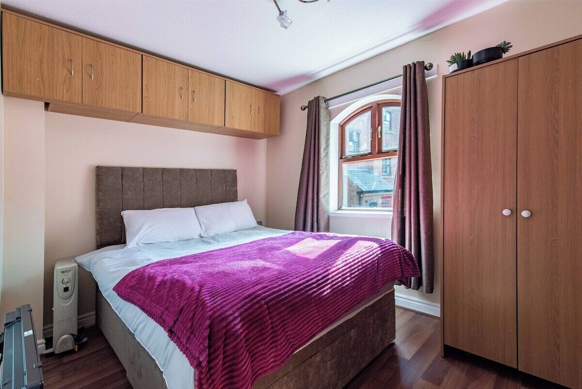 2 chambres, fer et planche à repasser, accès au Wi-Fi (inclus)