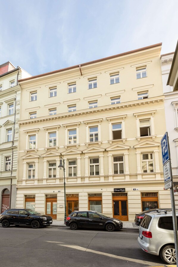 Exterior - Luxury Designer Apartment (Prague)