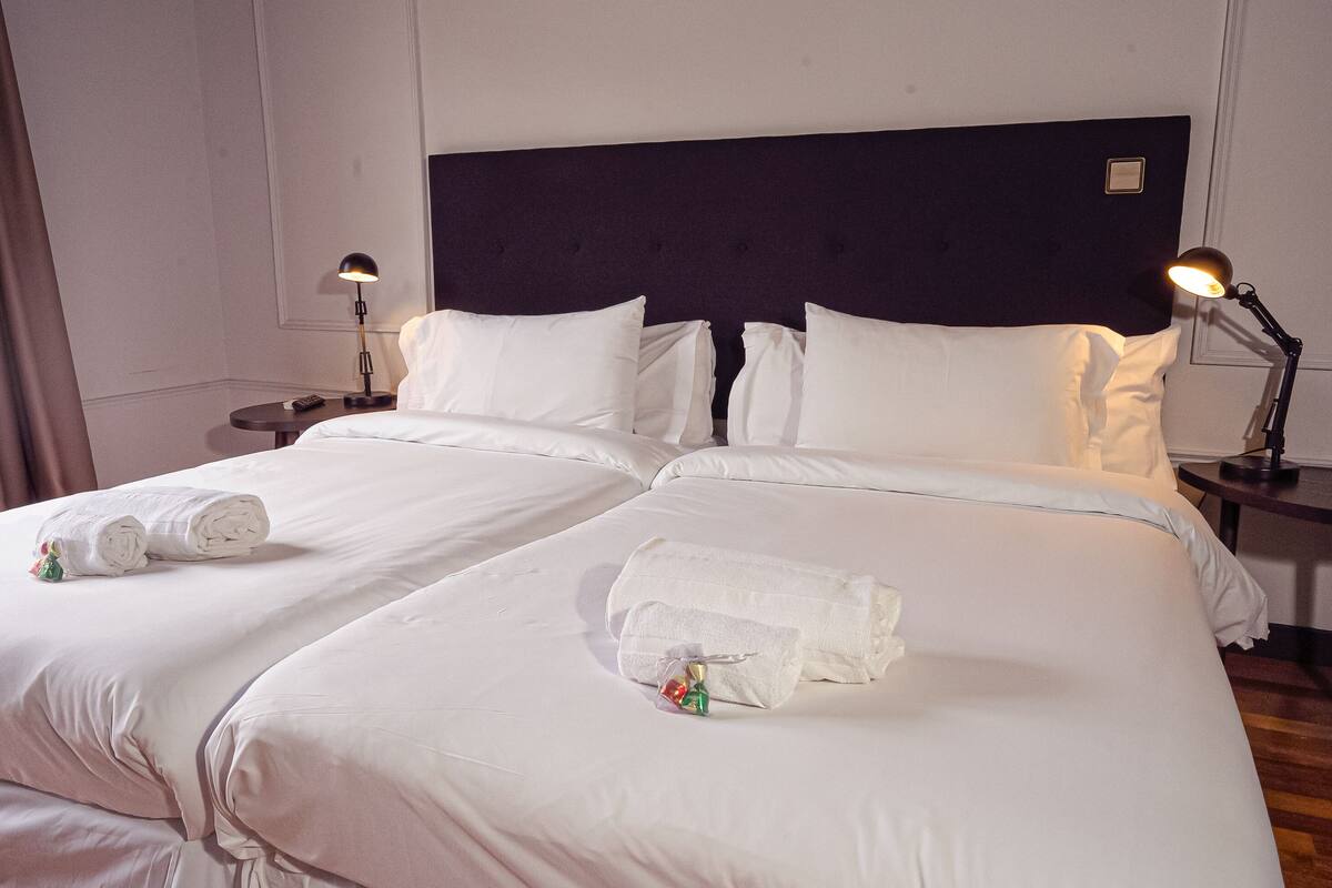 Standard Double Room, 1 Bedroom, Non Smoking | In-room safe, blackout curtains, iron/ironing board (on request)