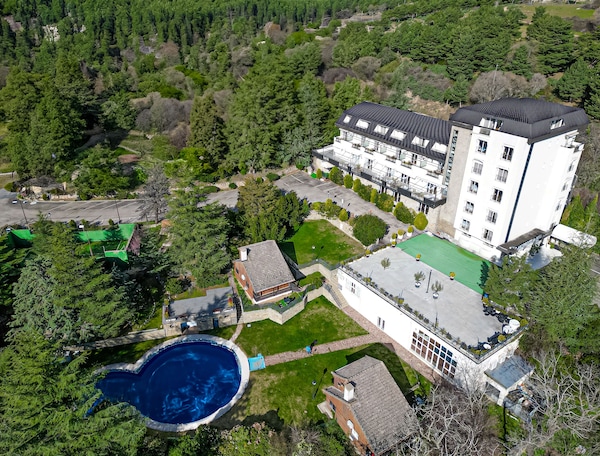 Hotel Hita - Nature Experience - Navacerrada